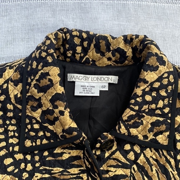 Maggie London vintage quilted jacket in animal print. - Picture 4 of 13